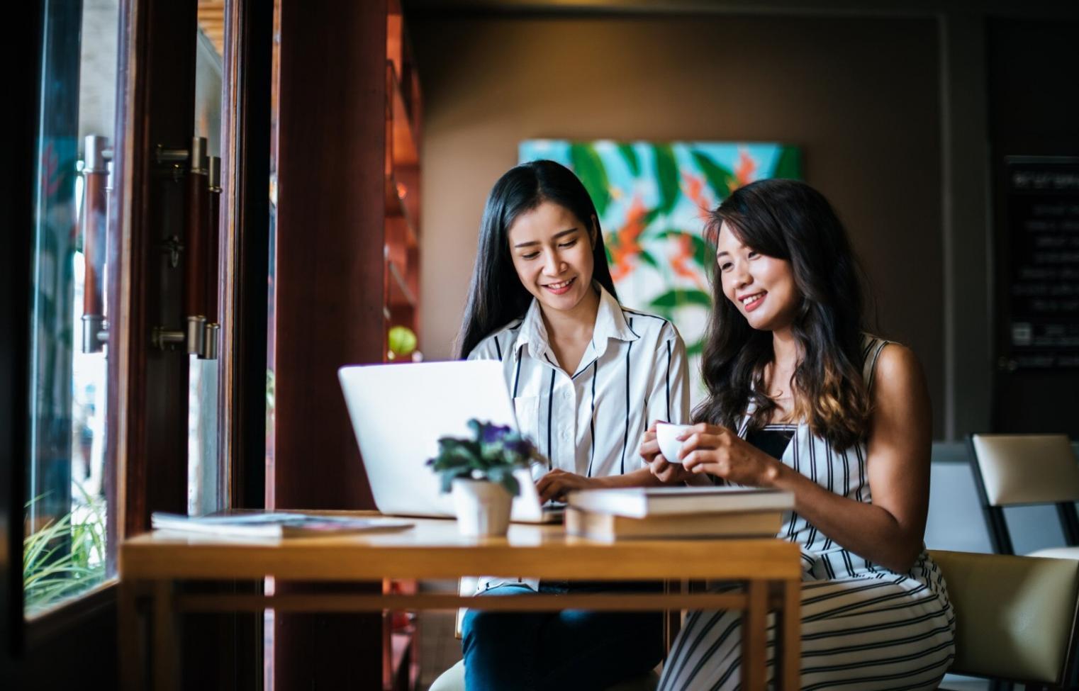 SEO Content-Strategie Workspace mit Analyse-Tools